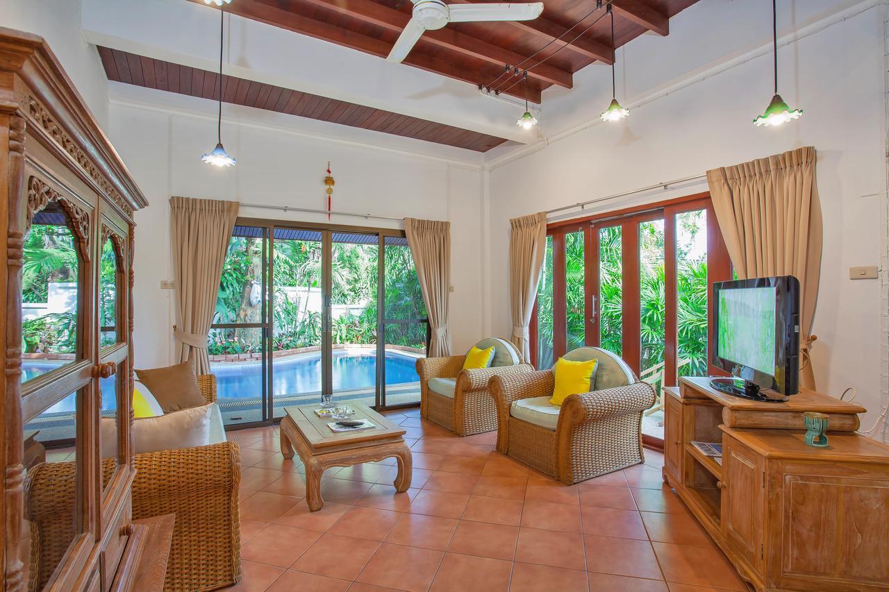 Traditional Thai Villa Nikkie In Tropical Nature, 4Br & Pool, Near Rawai Beach Nai Harn Luaran gambar